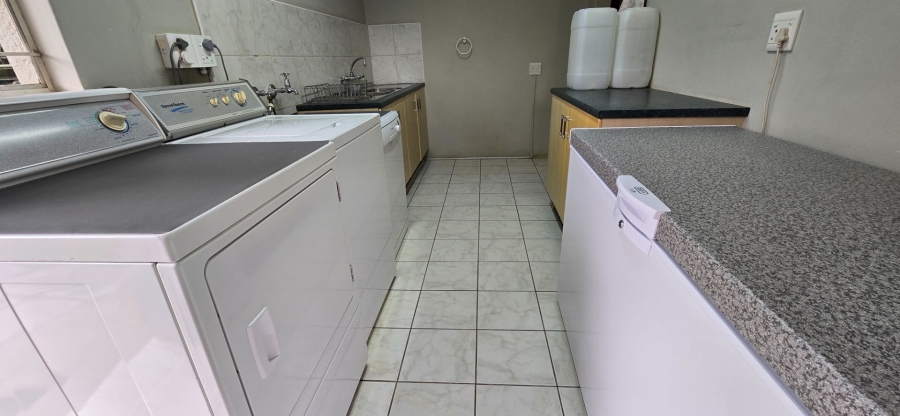 4 Bedroom Property for Sale in Flamwood North West